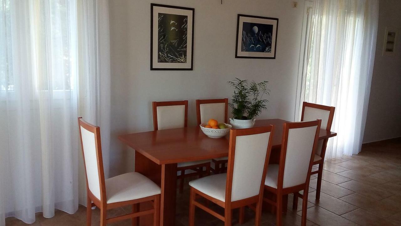 גאיוס Baronessa'S Apartments מראה חיצוני תמונה